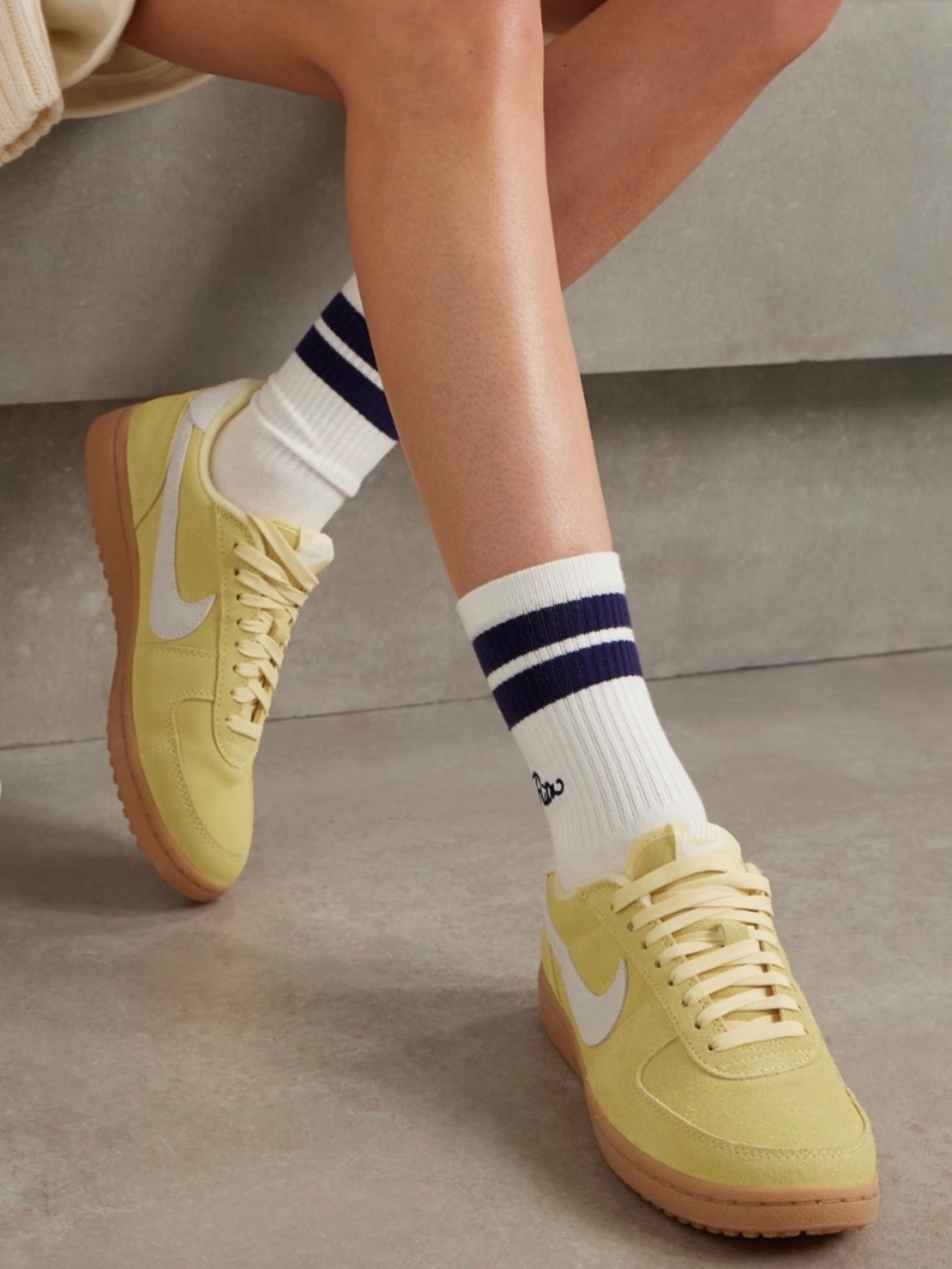 Nike Yellow Field General Women's Shoes Size 6